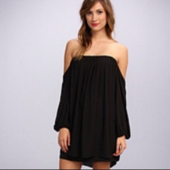 Tbags Los Angeles  Black Off Shoulder Mini Dress Sz Small - Picture 2 of 8